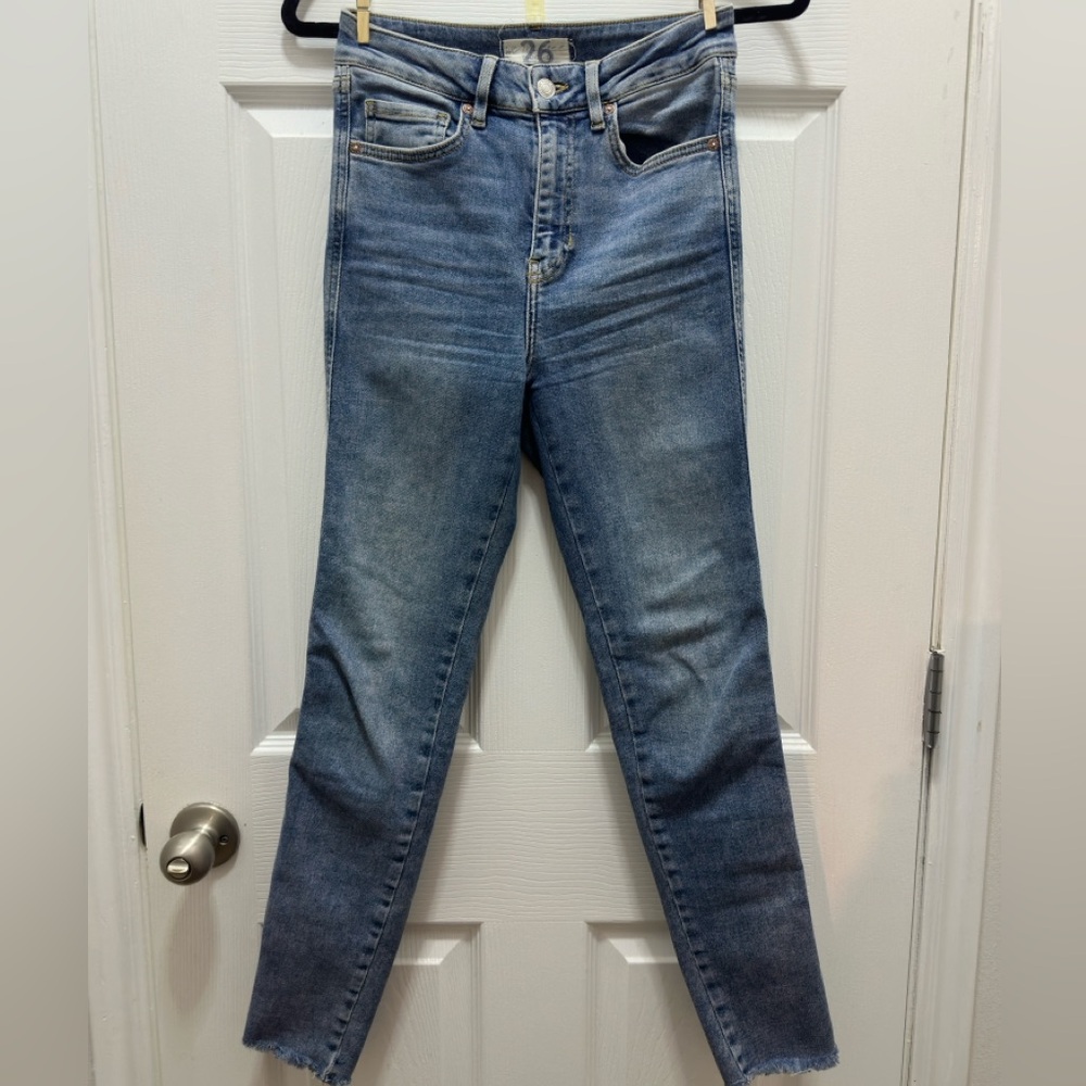 We the Free Light Wash Skinny Jean 26